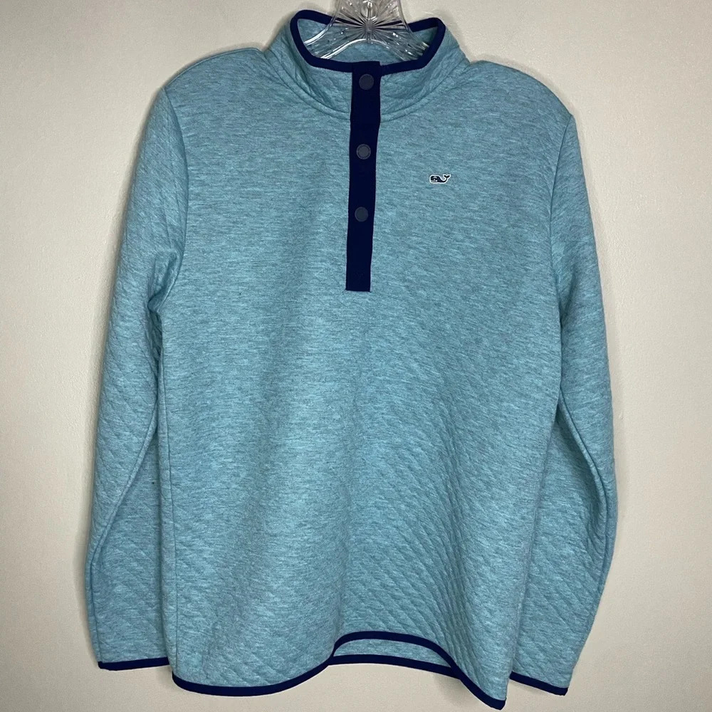 Vineyard Vines girls size XL quilted light‎ blue navy trim pullover
